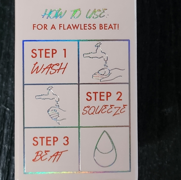 Murillo Twins x Beauty Creations eyeshadow palette and beauty blender sp… - Picture 7 of 7